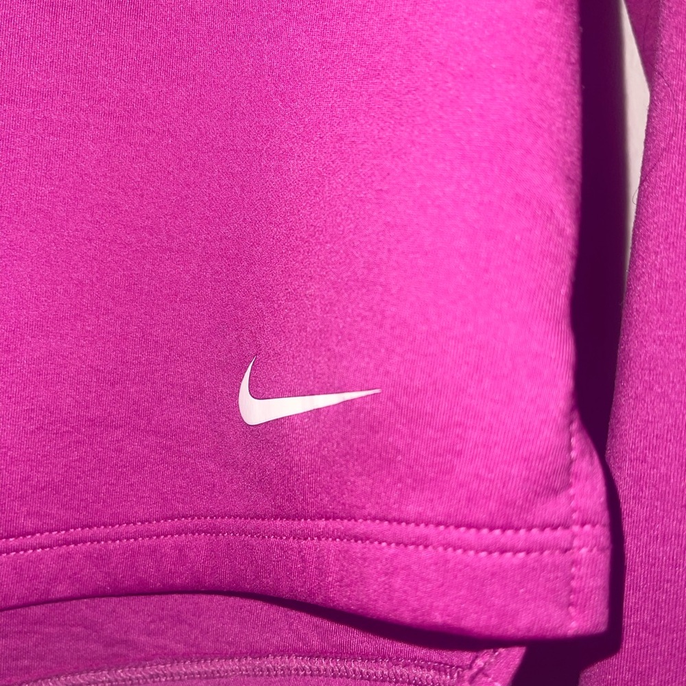Nike Therma-Fit Magenta Quarter Zip - Picture 4 of 5